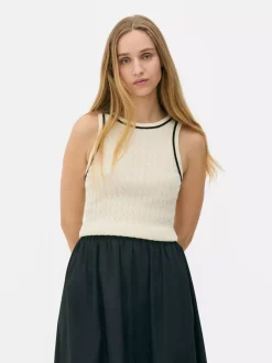 Długa koszulka bez rękawów o splocie warkoczowym