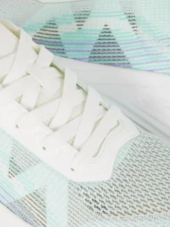 Dzianinowe buty sportowe na siłownię