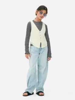 Dzianinowy bezrękawnik z guzikami