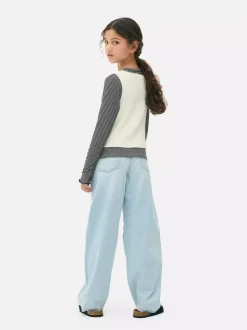 Dzianinowy bezrękawnik z guzikami