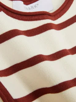 Dzianinowy top bez rękawów z okrągłym dekoltem