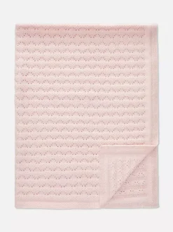 Dziecięcy kocyk z ażurowym wzorem