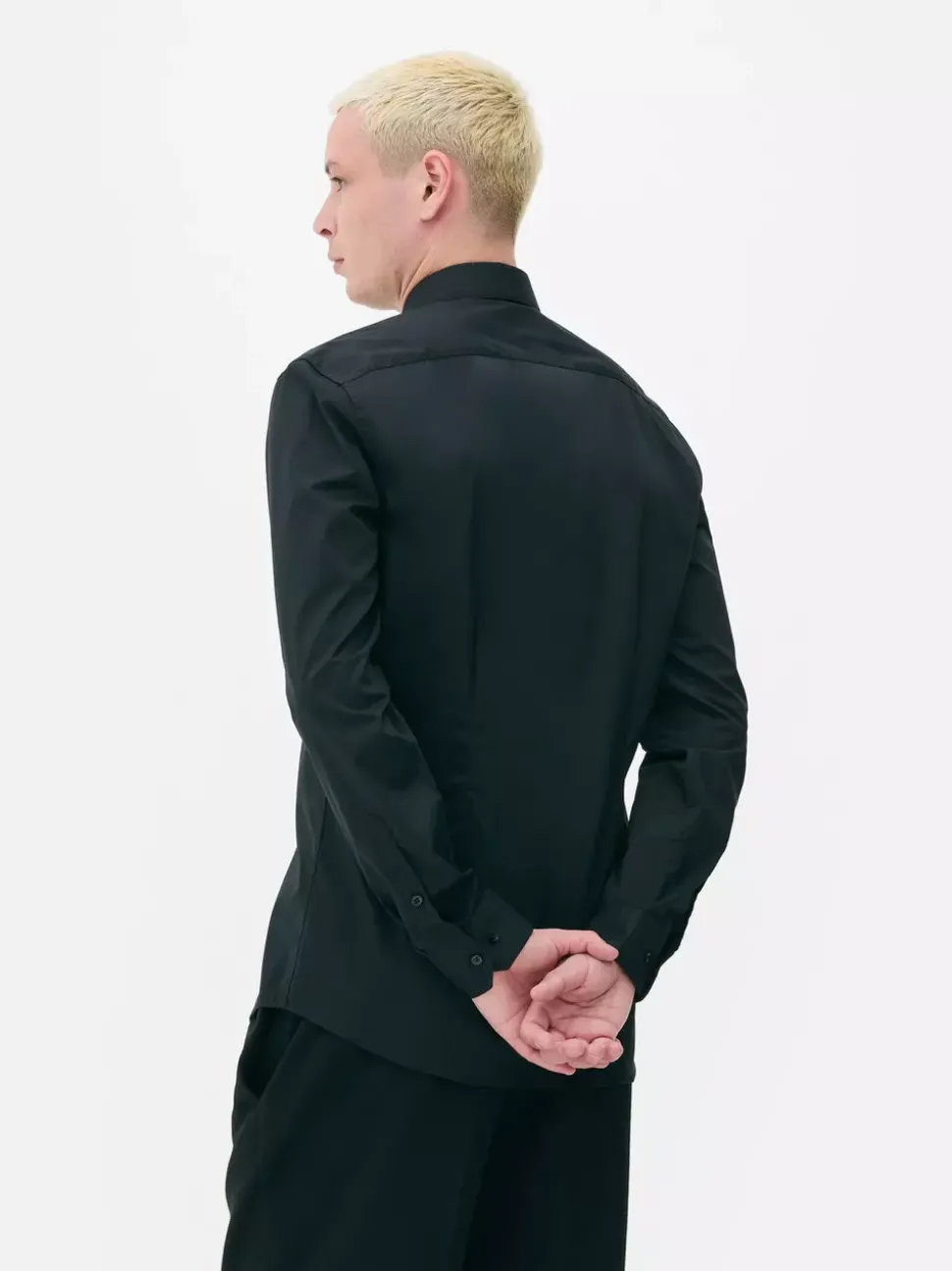 Elastyczna koszula zapinana na guziki