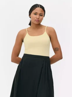 Elastyczny top na ramiączkach Essential