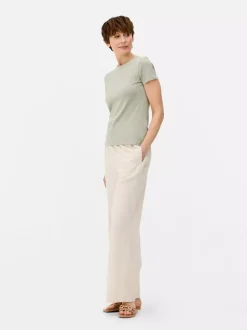 Elastyczny T-shirt z krótkim rękawem