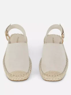 Espadryle z paskiem z tyłu Paula Echevarría