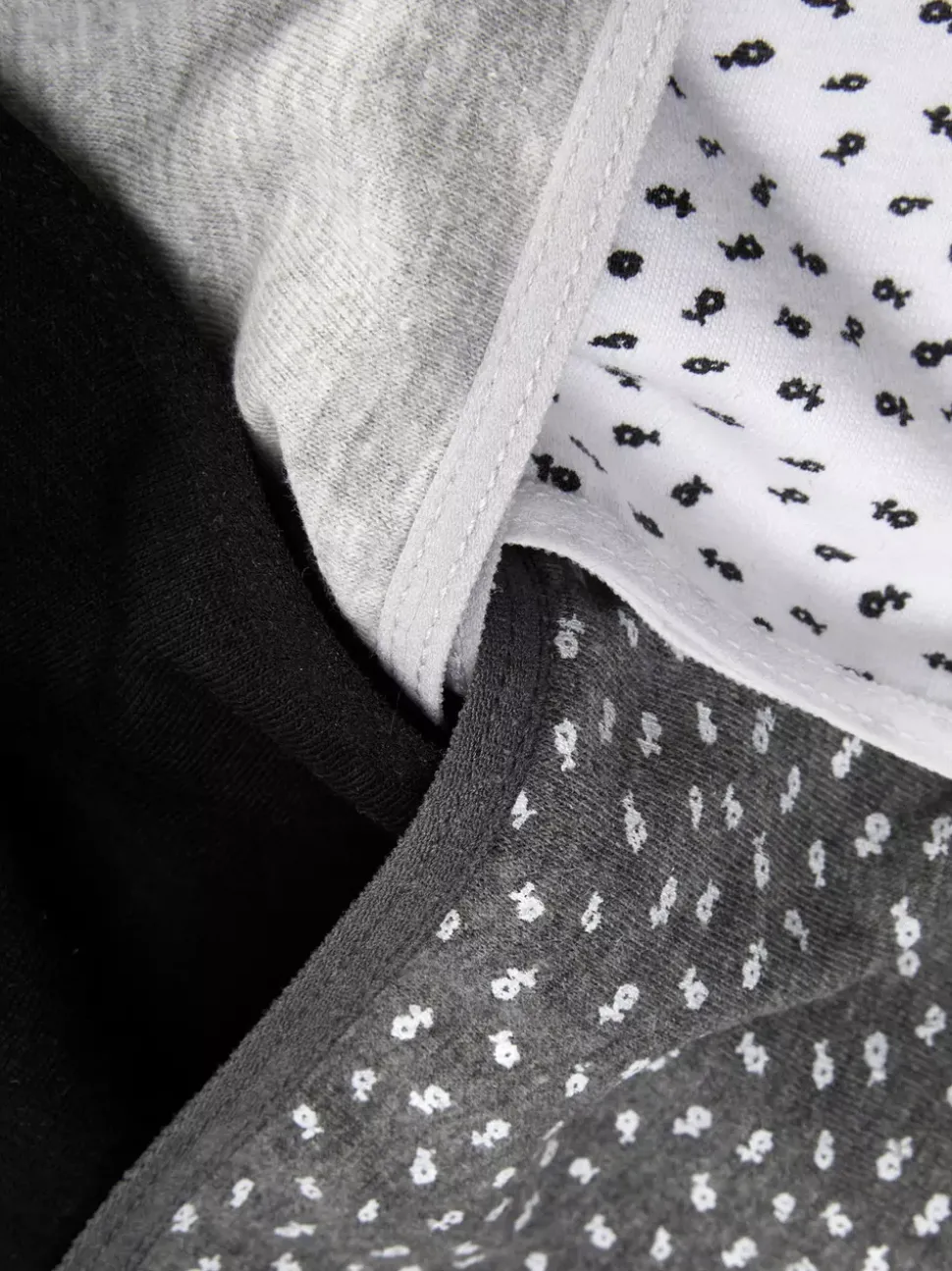 Figi z wysokim wycięciem na co dzień, 4 pary