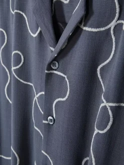 Flokowana koszula Kem z abstrakcyjnym wzorem