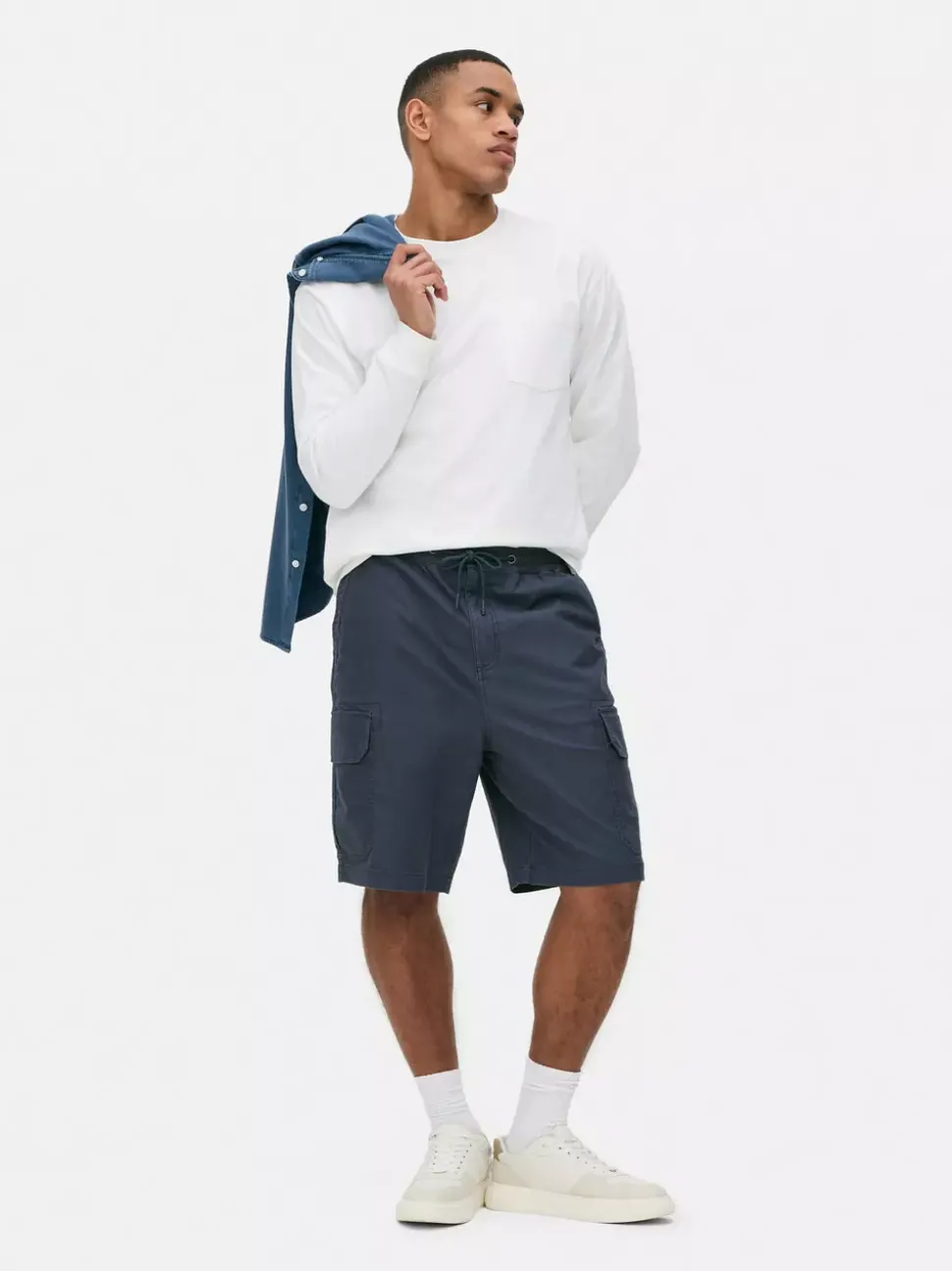 Funkcjonalne krótkie bojówki