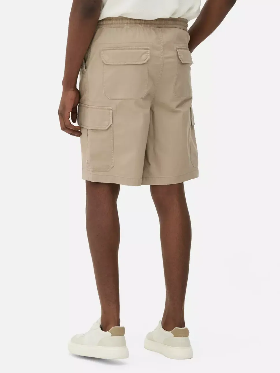 Funkcjonalne krótkie bojówki