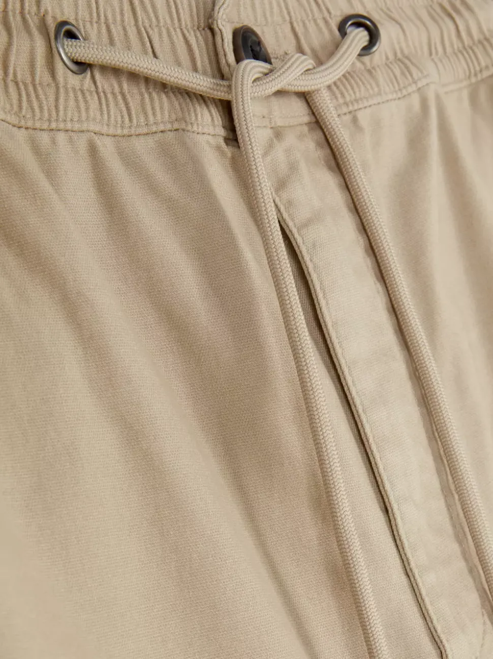 Funkcjonalne krótkie bojówki