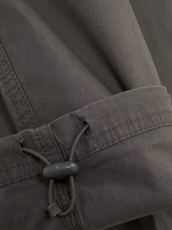 Funkcjonalne spodnie bojówki