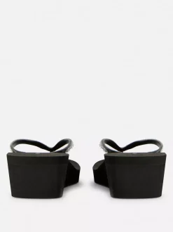 Japonki z diamencikami na koturnie