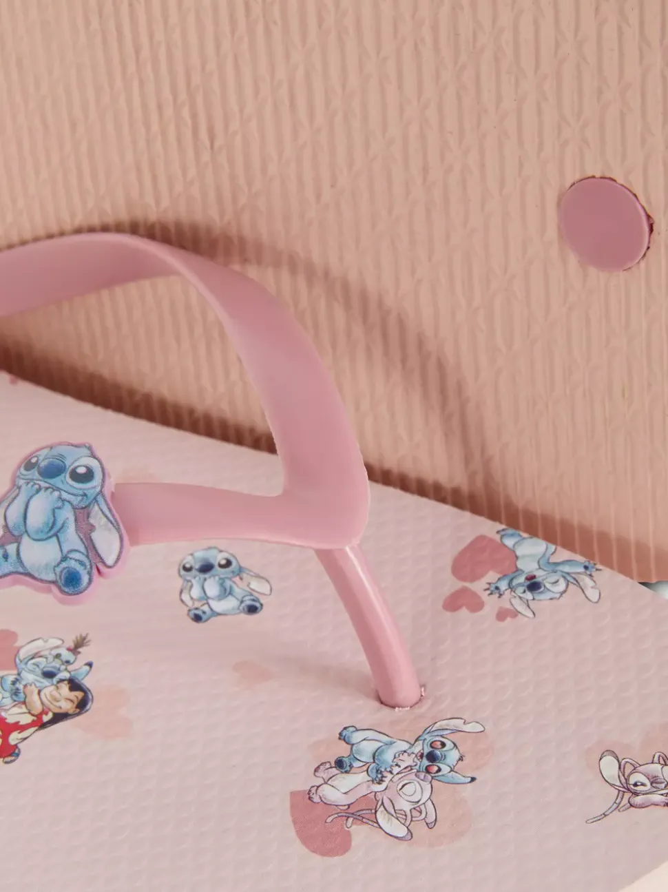 Japonki z motywem Sticha Disneya