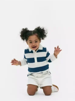 Jeansowe szorty z podwijanymi nogawkami