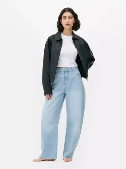 Jeansy typu barrel z postrzępionym obszyciem