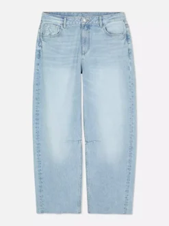 Jeansy typu barrel z postrzępionym obszyciem