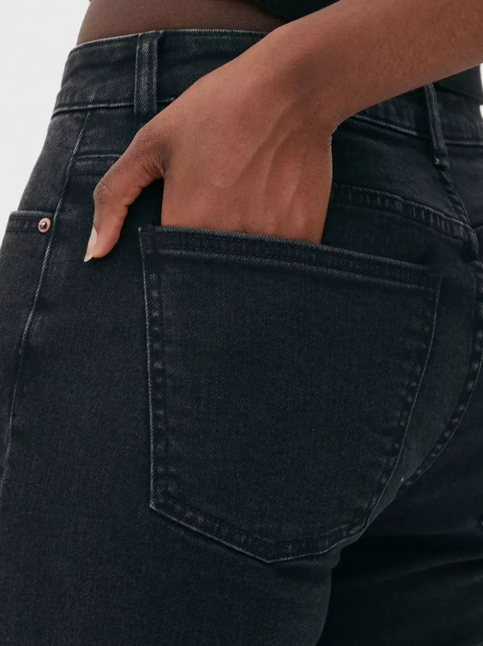 Jeansy vintage o kroju slim z prostymi nogawkami