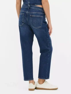 Jeansy z prostą nogawką o kroju slim I standard