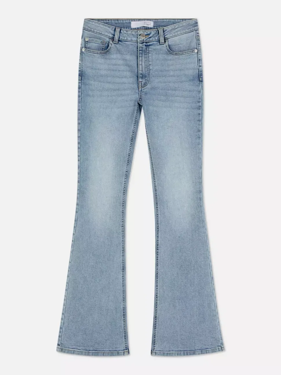 Jeansy z rozszerzanymi nogawkami