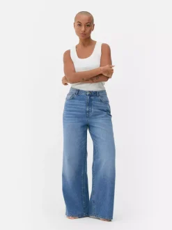 Jeansy z szerokimi nogawkami