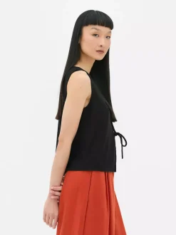 Kamizelka z wiązanym przodem