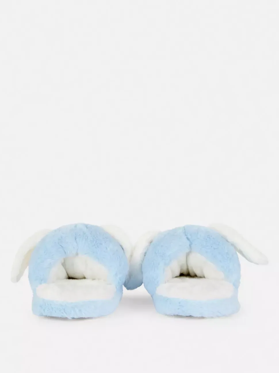 Kapcie z motywem Cinnamorolla z Hello Kitty