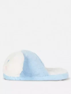 Kapcie z motywem Cinnamorolla z Hello Kitty