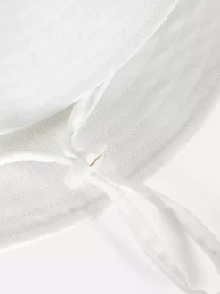 Kapelusz przeciwsłoneczny z szerokim rondem