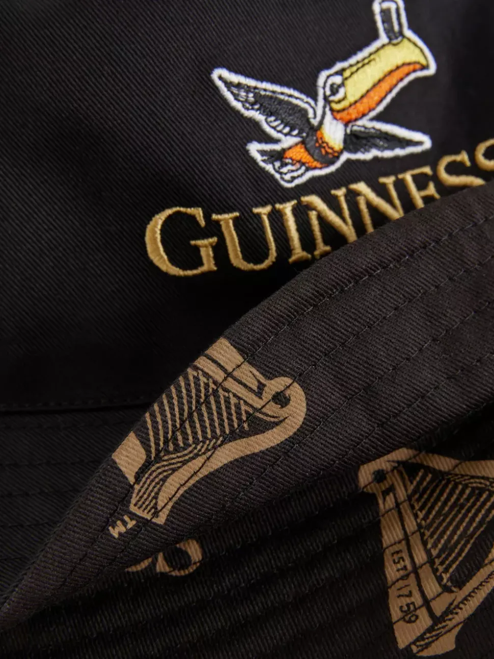Kapelusz wędkarski z motywem Guinessa