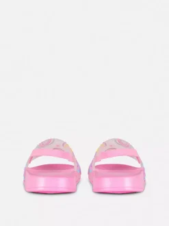 Klapki z paskiem z tyłu i tęczowym motywem