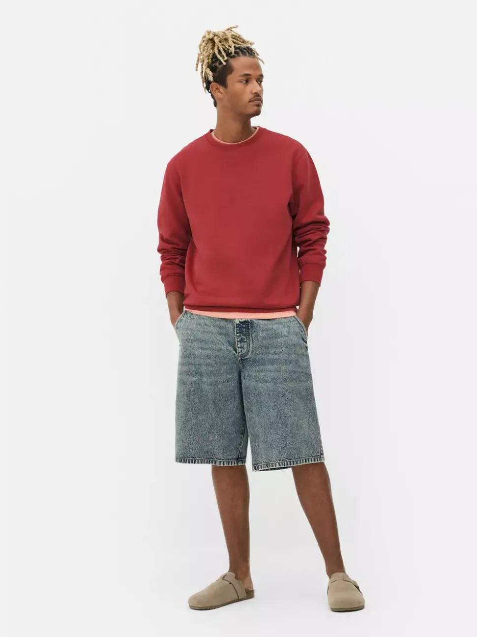 Klasyczna bluza z okrągłym dekoltem