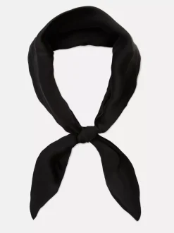 Klasyczna satynowa apaszka