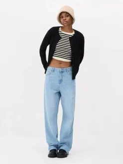 Klasyczny sweter rozpinany z okrągłym dekoltem