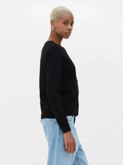 Klasyczny sweter rozpinany z okrągłym dekoltem