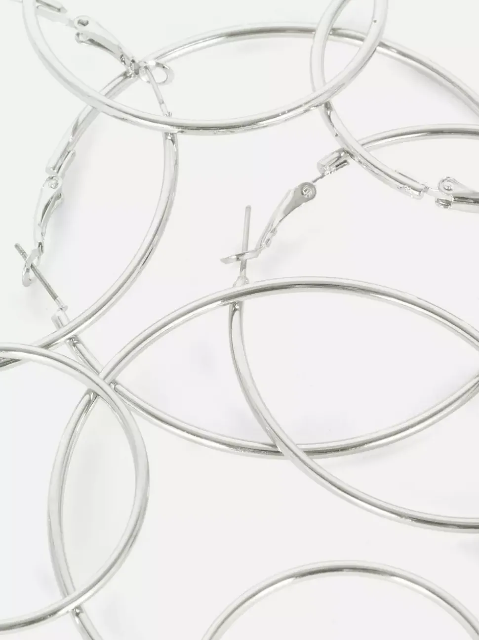 Kolczyki koła w kształcie rurek w różnych rozmiarach, 4 pary