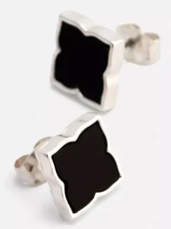 Kolczyki sztyfty o eleganckim wzorze