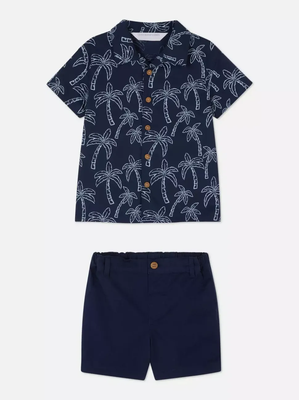 Komplet z koszulą z nadrukiem i szortami