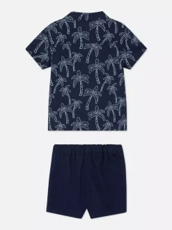 Komplet z koszulą z nadrukiem i szortami