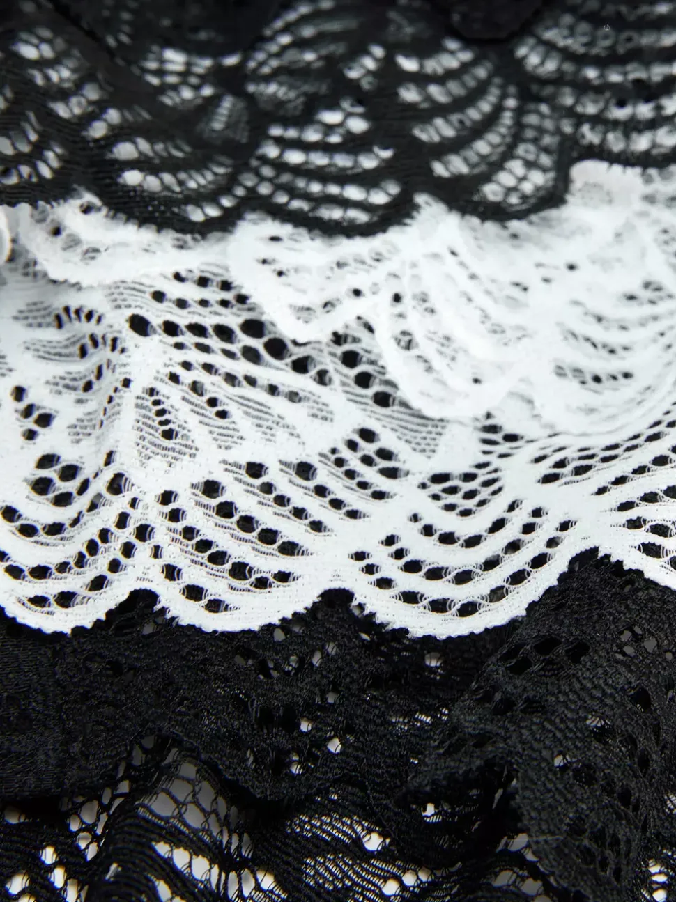 Koronkowe figi brazylijskie, 3 szt.