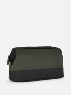 Kosmetyczka zapinana na zamek