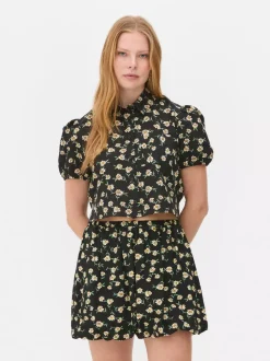 Koszula o skróconym kroju z krótkim rękawem