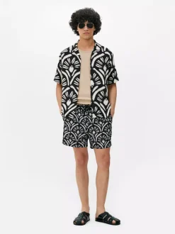 Koszula z krótkim rękawem i abstrakcyjnym wzorem