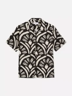 Koszula z krótkim rękawem i abstrakcyjnym wzorem
