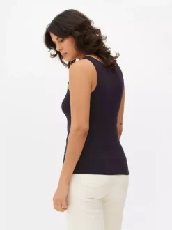 Koszulka bez rękawów z głębokim dekoltem