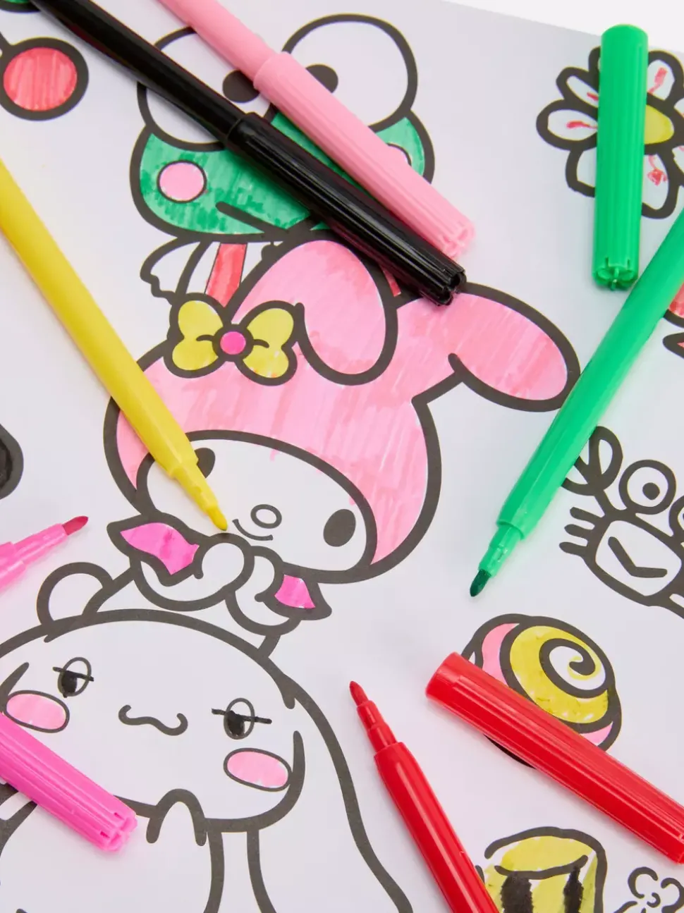 Kreatywny zestaw do kolorowania z Hello Kitty