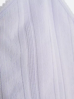 Krótka ażurowa koszulka na ramiączkach do spania