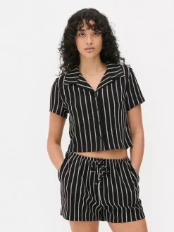 Krótka koszula w paski, część zestawu