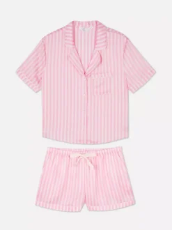 Krótka satynowa piżama