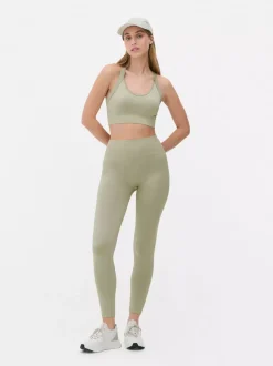 Krótki bezszwowy top na siłownię